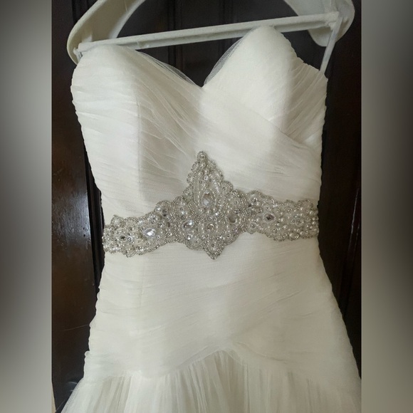 Darwin by Blue by ENZOANI Sweetheart Drop Waist Tulle Lace Bridal Ball Gown - Picture 5 of 11